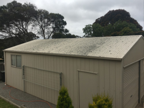Garages & Sheds