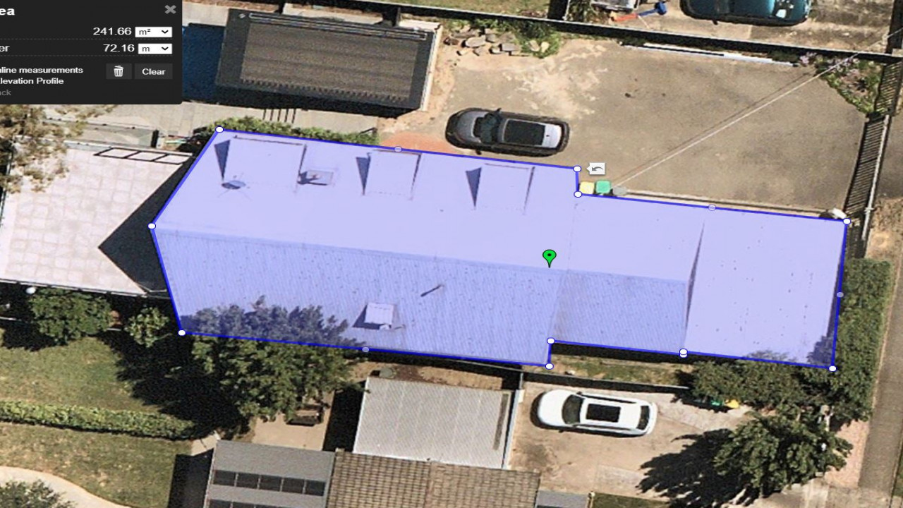 Ballarat Steep Colorbond House Image