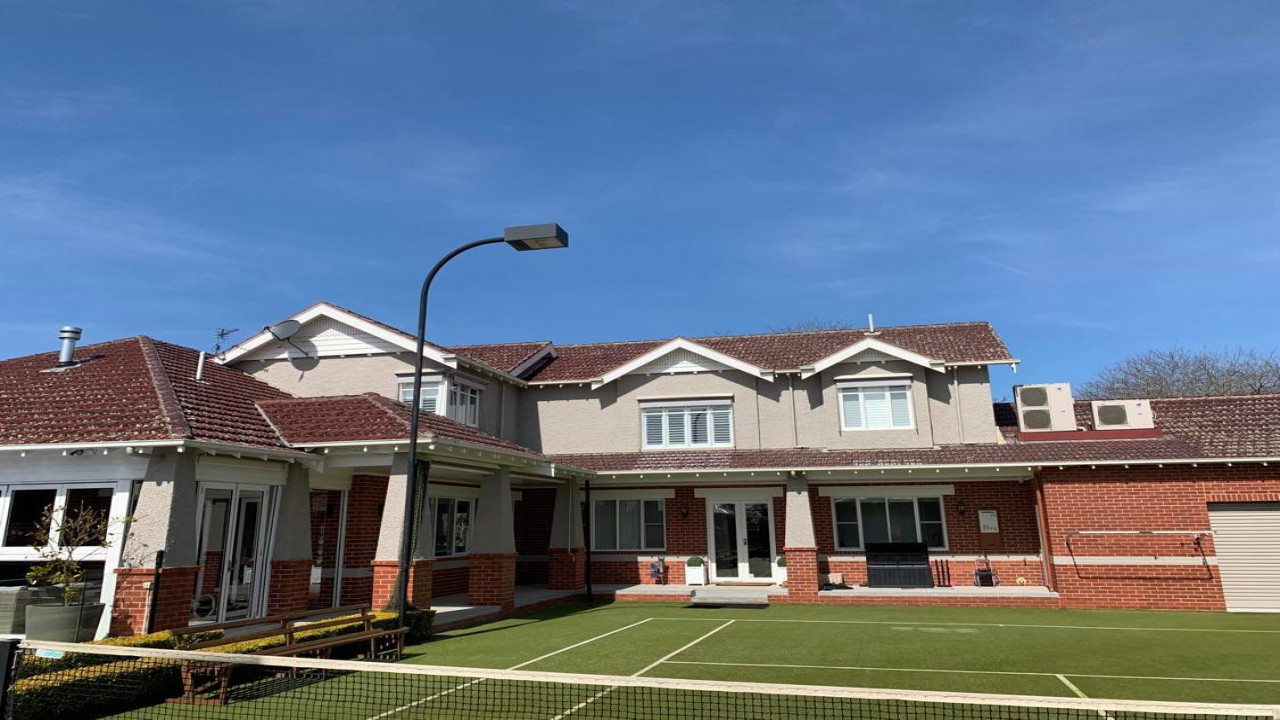 Lake Wendouree Mansion Image